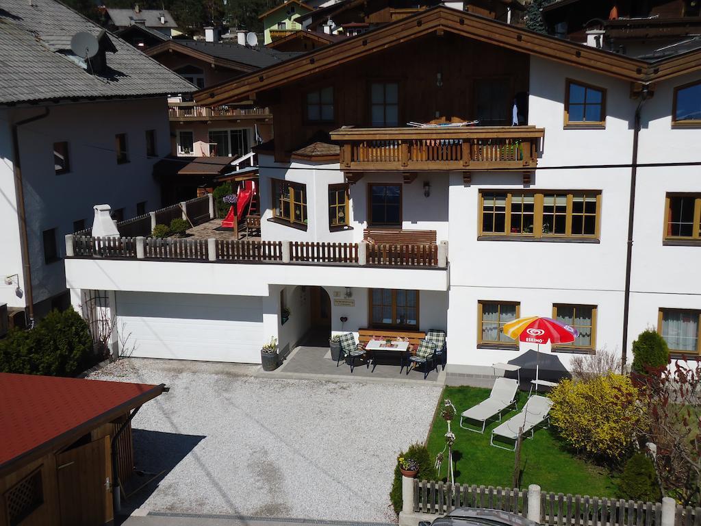 Ferienwohnung Kroessbacher Нойштифт-им-Штубайталь Экстерьер фото